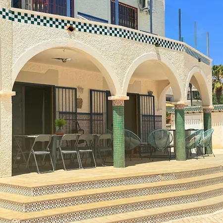 Casa De Baba Villa Dehesa de Campoamor (Orihuela Costa)